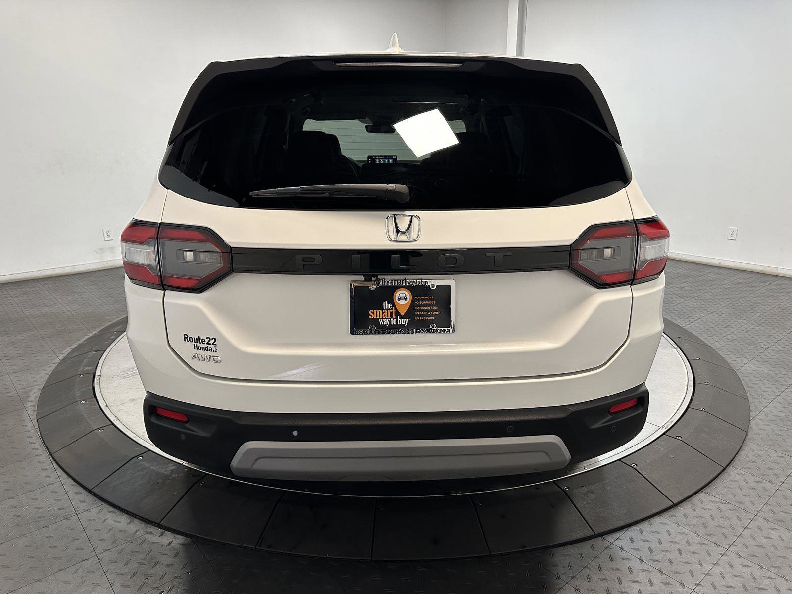 Certified 2024 Honda Pilot EX-L image 11