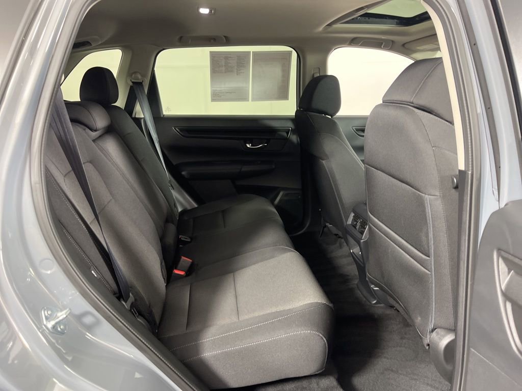 Used 2025 Honda CR-V EX image 7