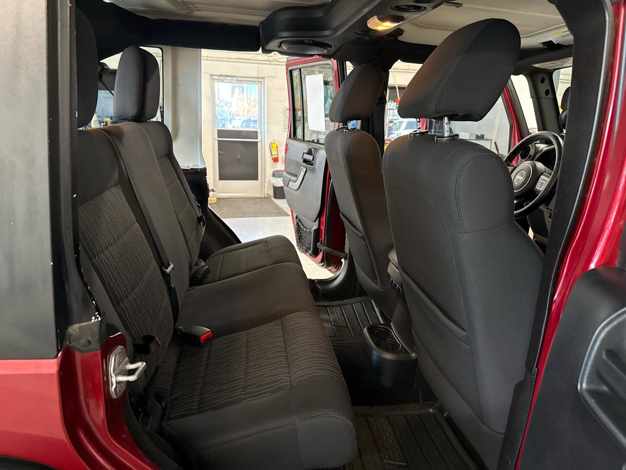 Used 2012 Jeep Wrangler Unlimited Sport image 43