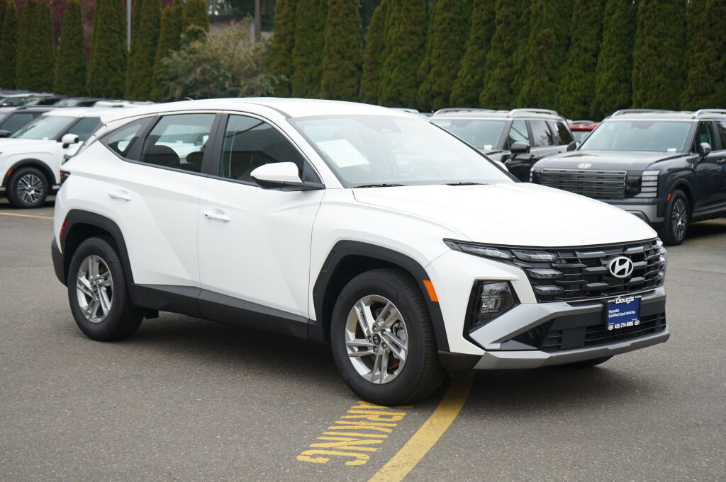 Certified 2025 Hyundai Tucson SE FWD image 4
