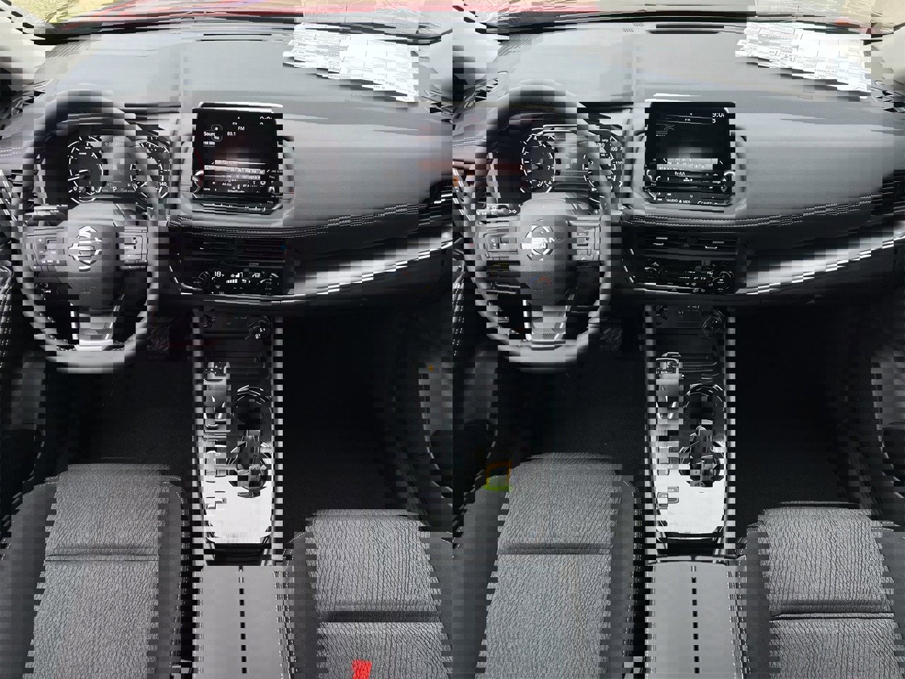 Certified 2026 Nissan Rogue SV image 8