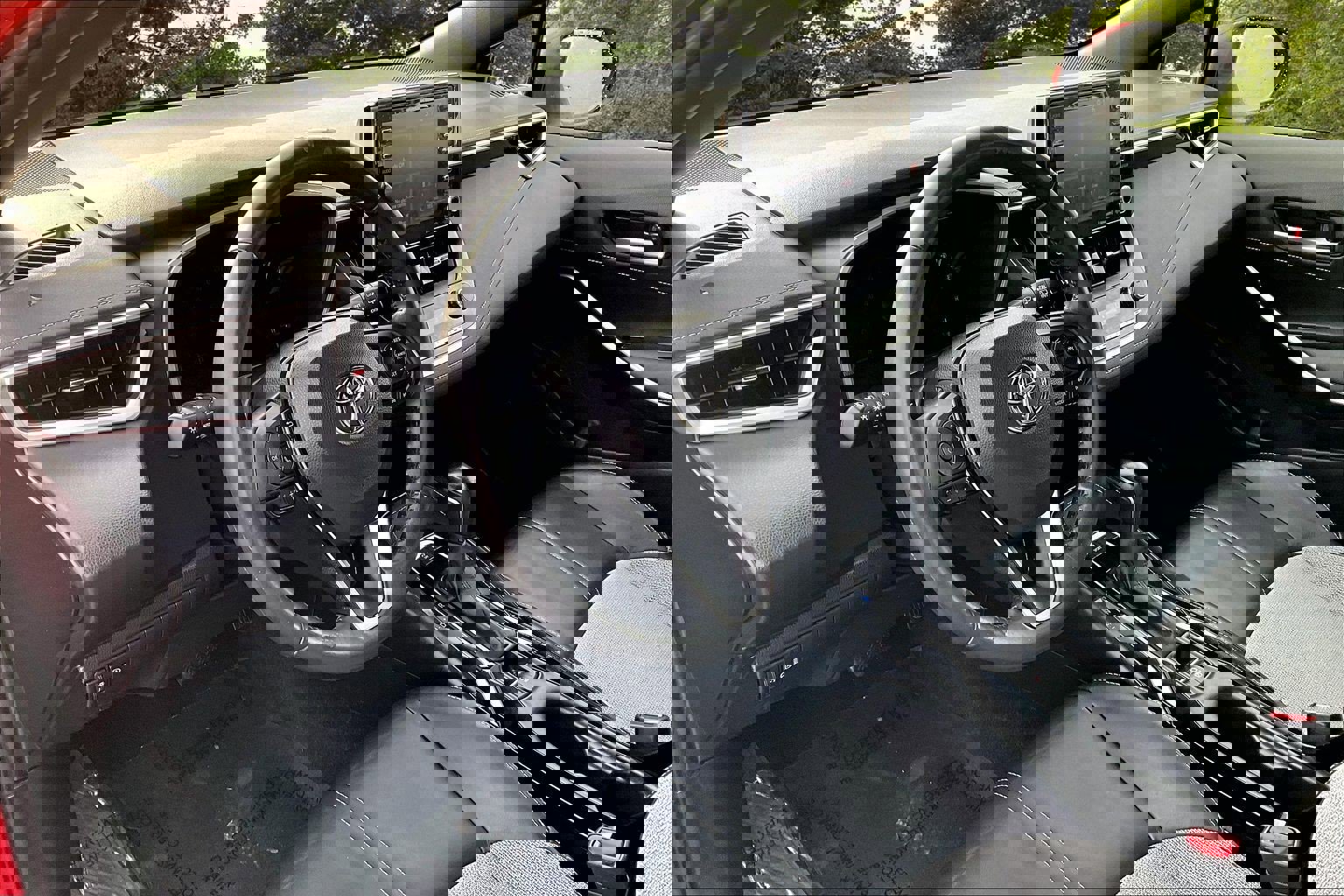 Used 2022 Toyota Corolla XSE image 17