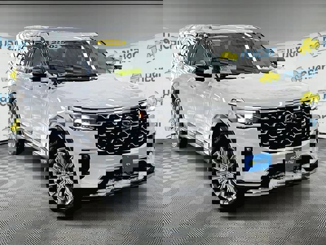 Used 2025 Ford Explorer Platinum w/ LUX Leather Package AWD/4WD image 1