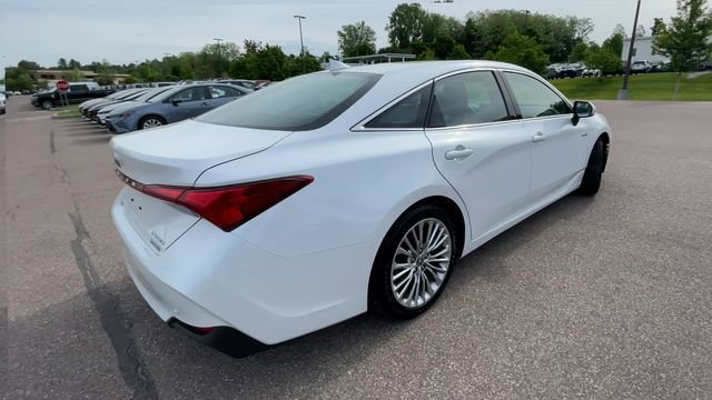 Certified 2020 Toyota Avalon Limited w/ Advanced Safety Package FWD image 2