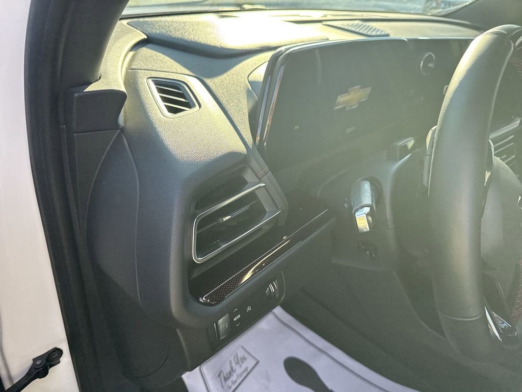 Certified 2025 Chevrolet Traverse RS w/ LPO, Floor Liner Package image 24