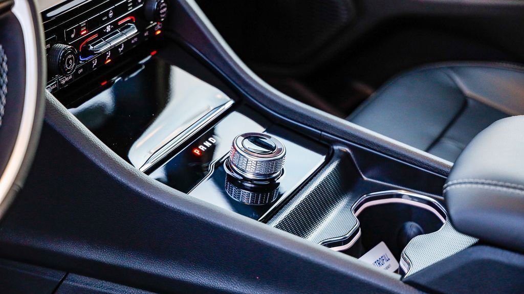 New 2025 Jeep Grand Cherokee Limited w/ Black Appearance Package image 24