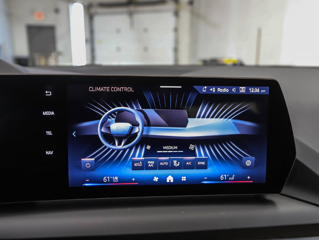 Used 2026 BMW 228i xDrive w/ Technology Package AWD/4WD image 17