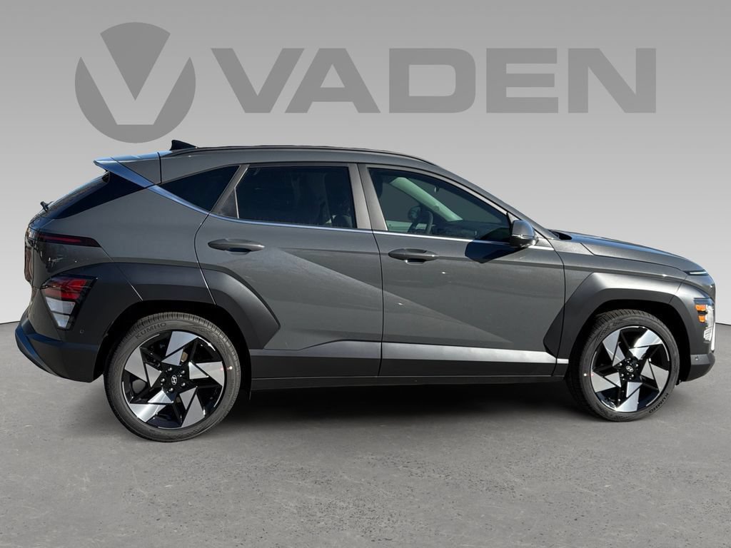 New 2026 Hyundai Kona Limited FWD image 4