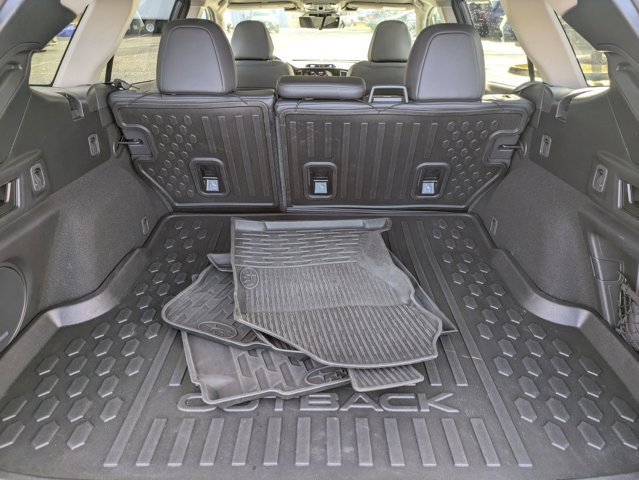 Used 2025 Subaru Outback Touring XT image 5