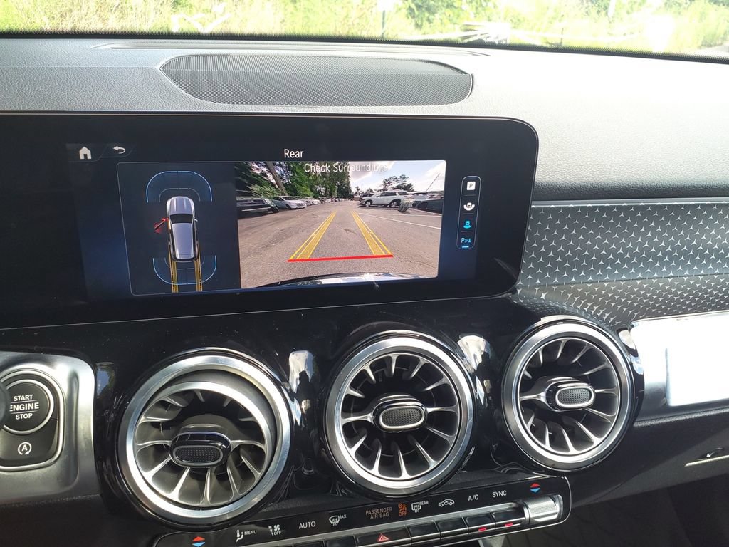 Certified 2024 Mercedes-Benz GLB 250 image 29