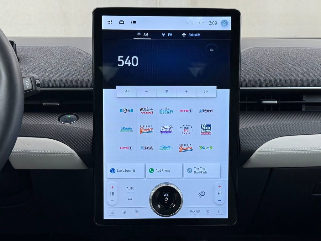 Used 2023 Ford Mustang Mach-E Premium image 20