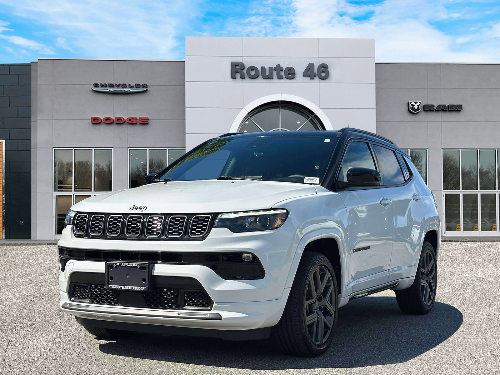 Used 2024 Jeep Compass Limited w/ High Altitude Package AWD/4WD image 2