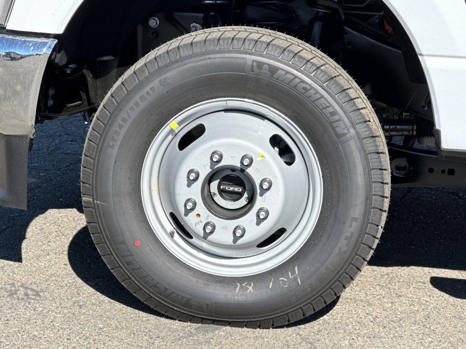 New 2026 Ford F350 XL w/ XL Chrome Package image 26