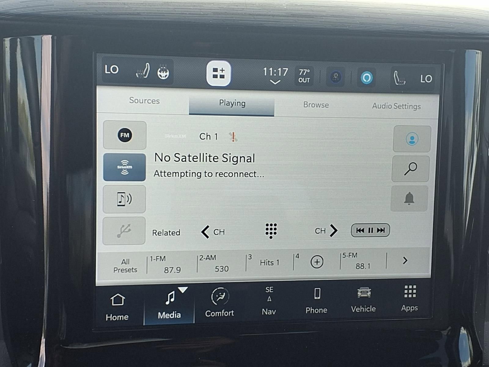 Used 2024 RAM 1500 Laramie image 4