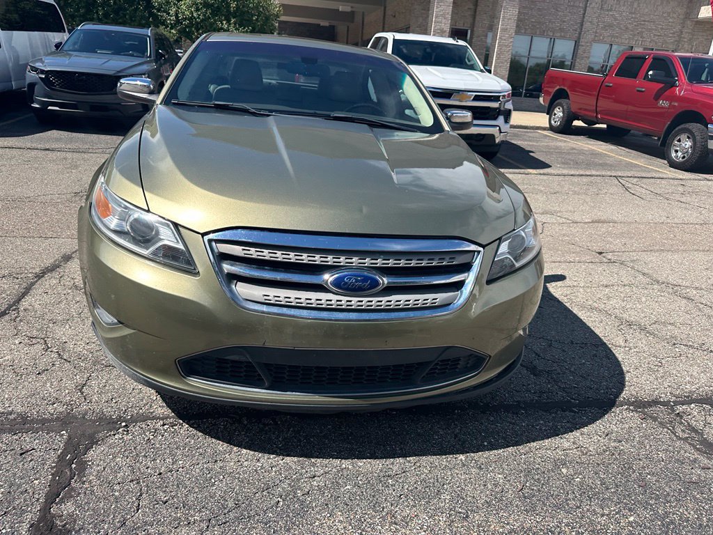 Used 2012 Ford Taurus Limited FWD image 8
