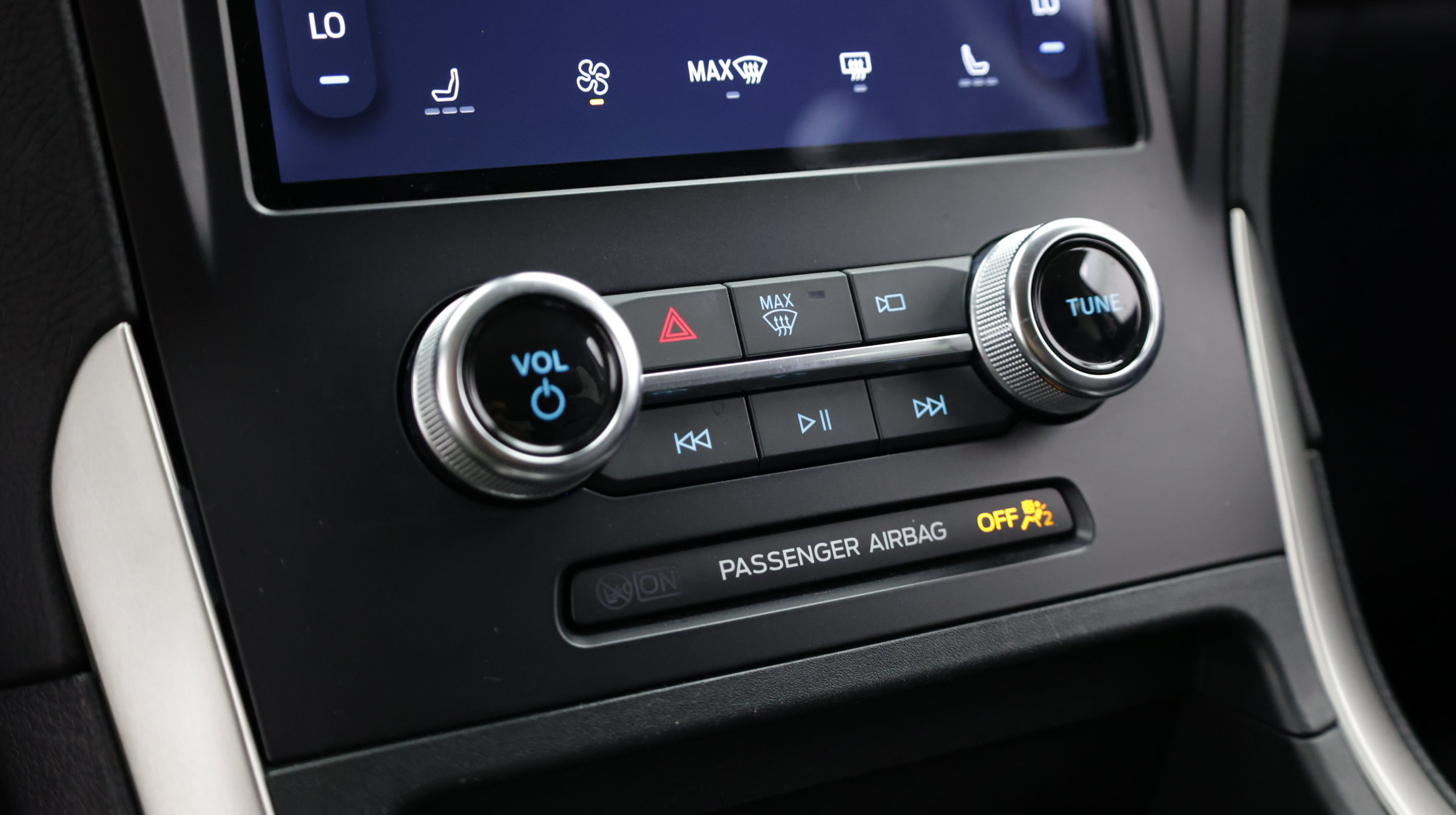Used 2024 Ford Edge SEL AWD/4WD image 19