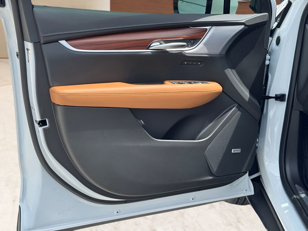 New 2026 Cadillac XT5 Premium Luxury w/ Driver Assist Package FWD image 14