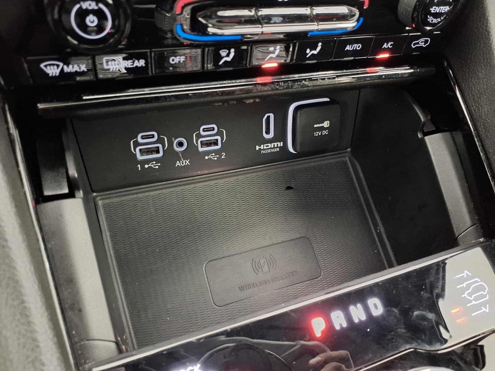 Used 2024 Jeep Grand Cherokee Overland w/ Luxury Tech Group IV image 15