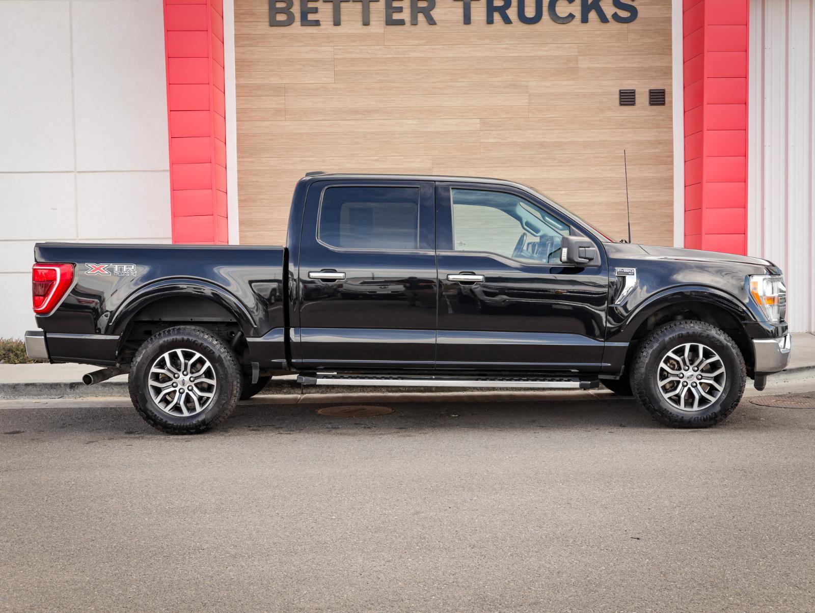 Used 2022 Ford F150 XLT w/ Equipment Group 301A Mid image 2