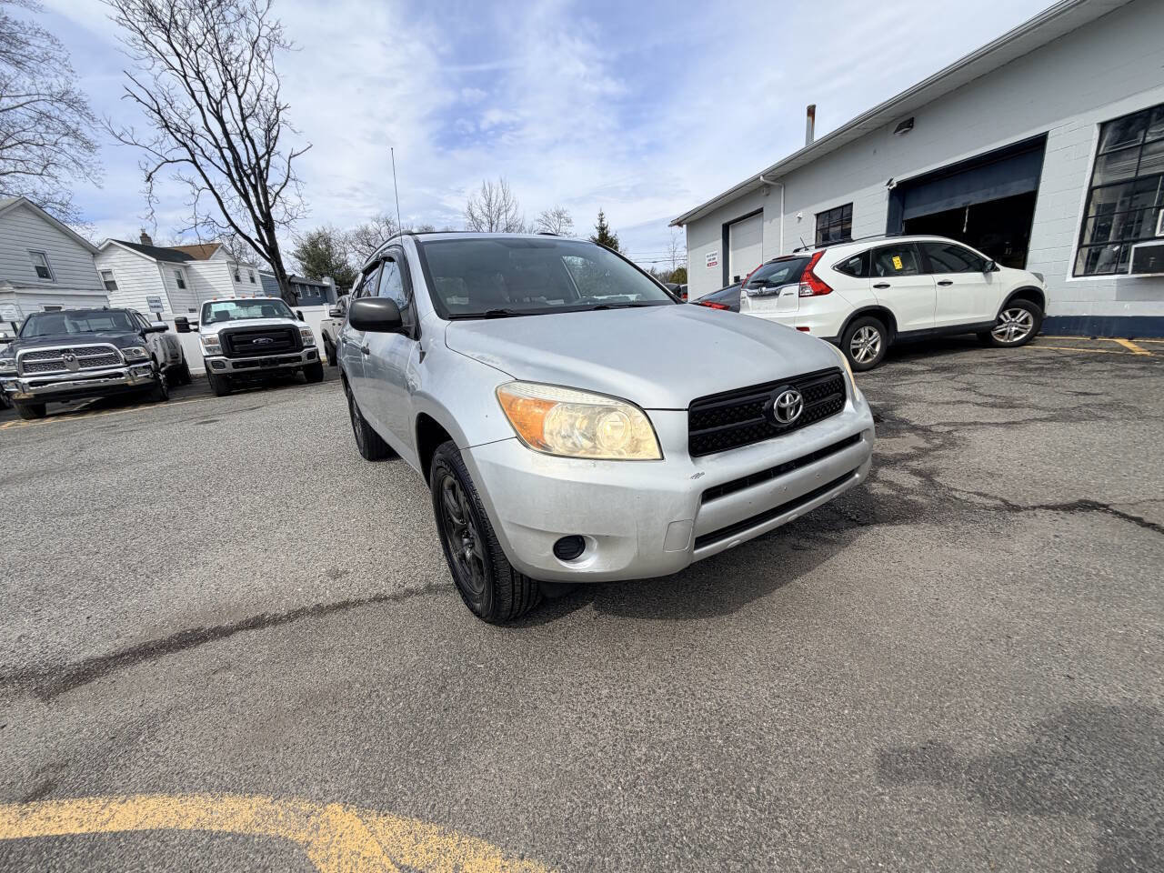 Used 2007 Toyota RAV4 Base 4dr SUV 4WD I4 image 5