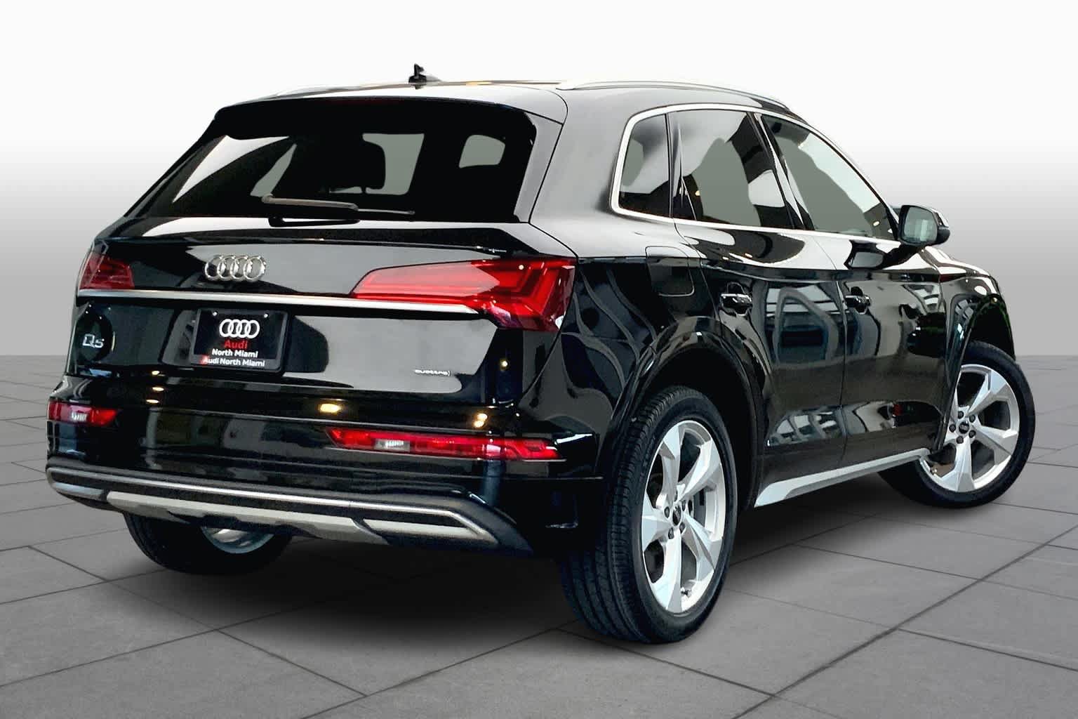 Used 2021 Audi Q5 2.0T Premium Plus w/ Premium Plus Package AWD/4WD image 13