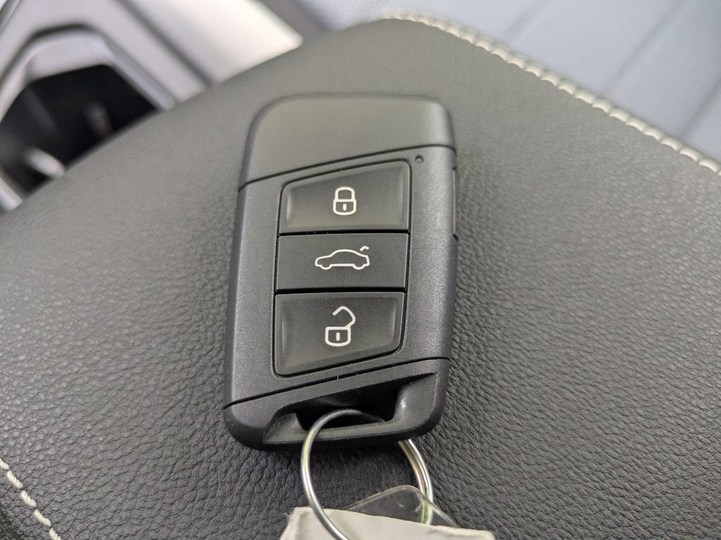 New 2026 Volkswagen Taos S FWD image 27