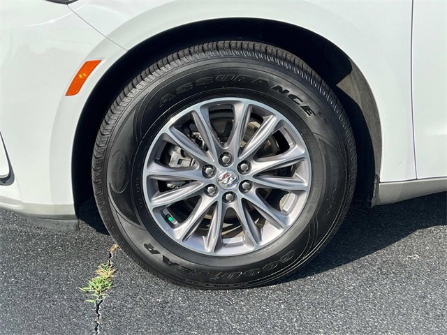 Used 2024 Buick Enclave Premium image 10