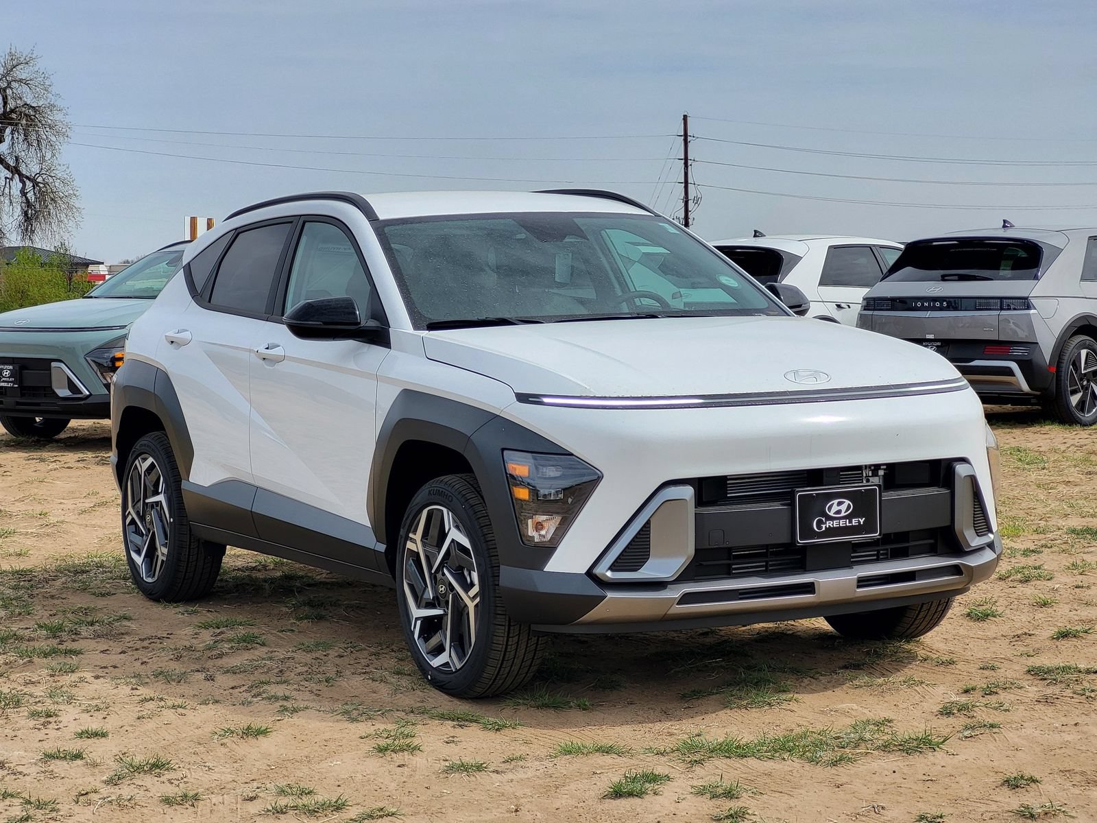 Used 2026 Hyundai Kona SEL Premium AWD/4WD image 2