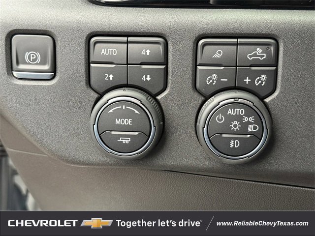 Used 2022 Chevrolet Silverado 1500 High Country w/ High Country Premium Package image 32