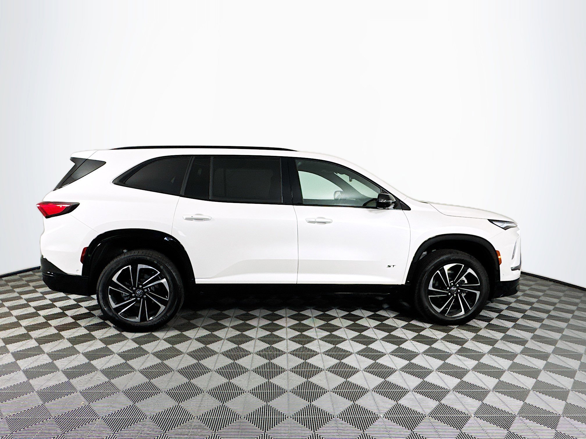 New 2025 Buick Enclave Sport Touring w/ Super Cruise Package image 8