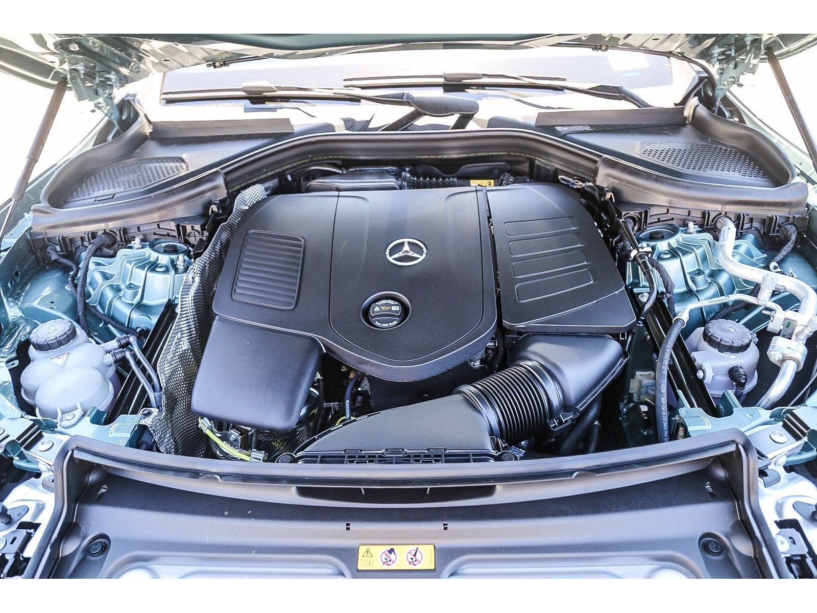 New 2026 Mercedes-Benz GLC 300 4MATIC image 23