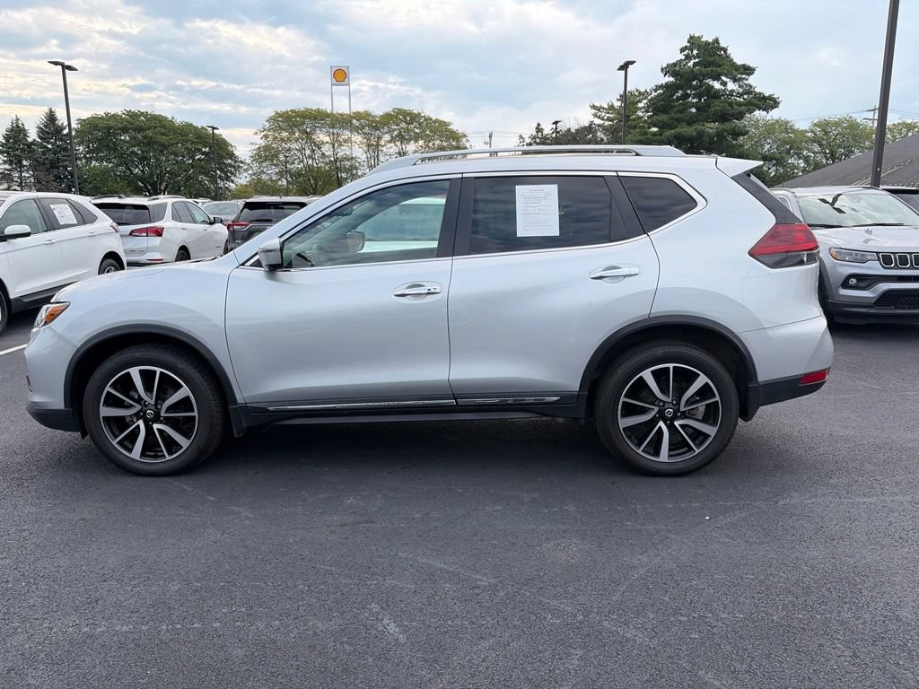 Used 2019 Nissan Rogue SL w/ Premium Package AWD/4WD image 11