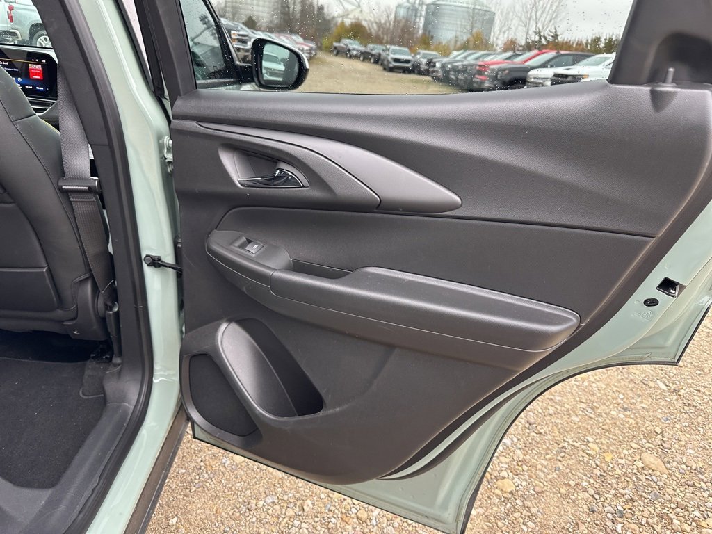 Used 2025 Chevrolet TrailBlazer ACTIV w/ Convenience Package image 20