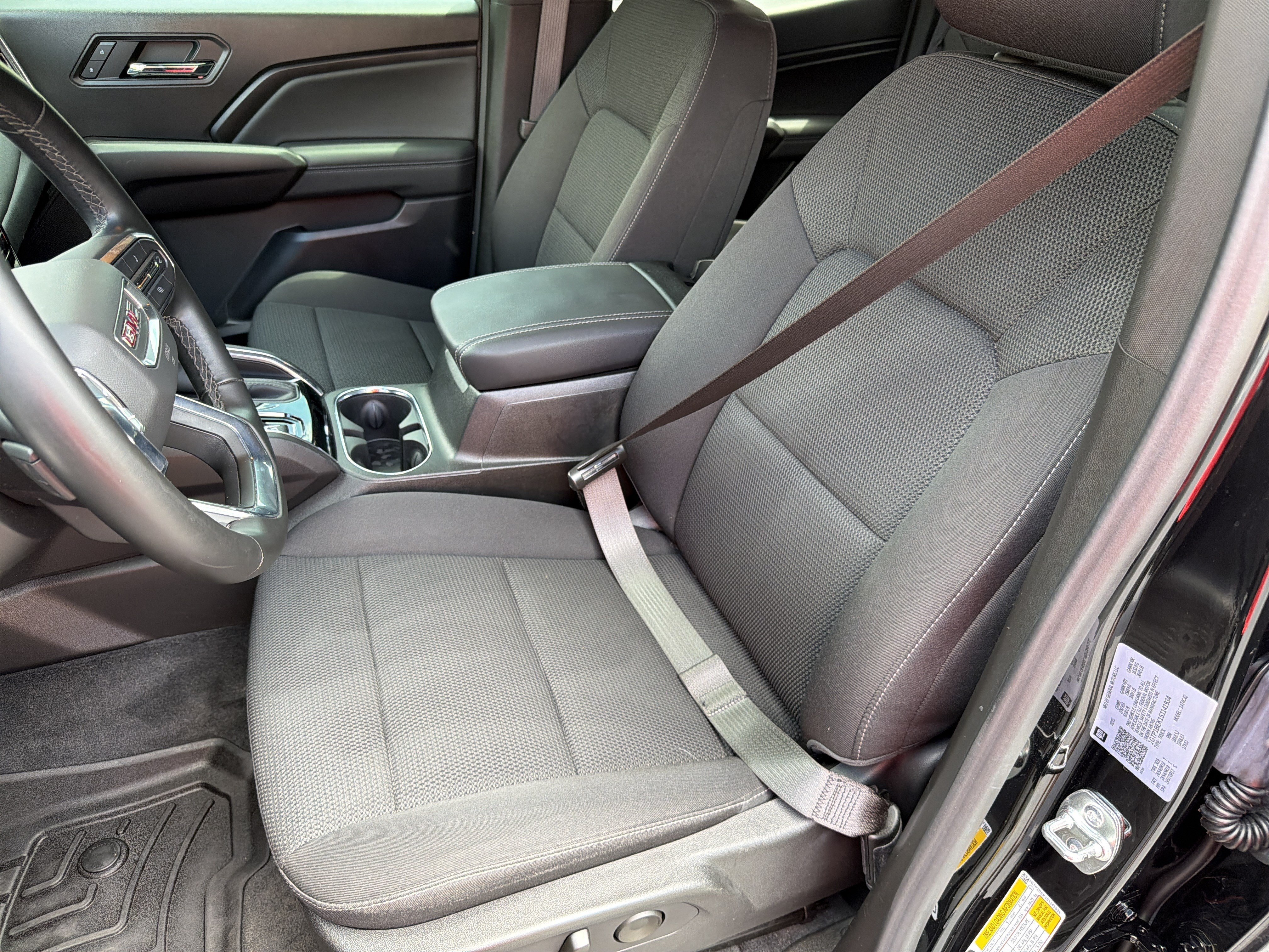 Used 2025 GMC Canyon Elevation w/ Convenience Package RWD image 14