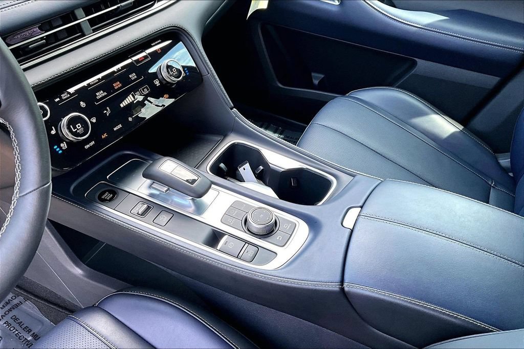 Used 2026 INFINITI QX60 Sport AWD/4WD image 15