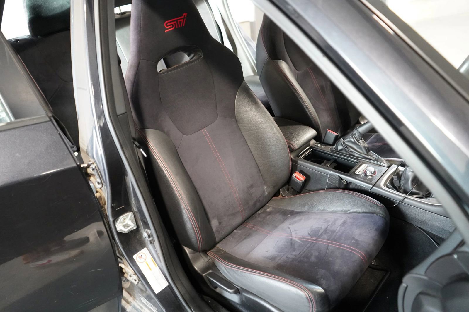 Used 2011 Subaru Impreza WRX STI w/ Popular Equipment Group 3B image 21