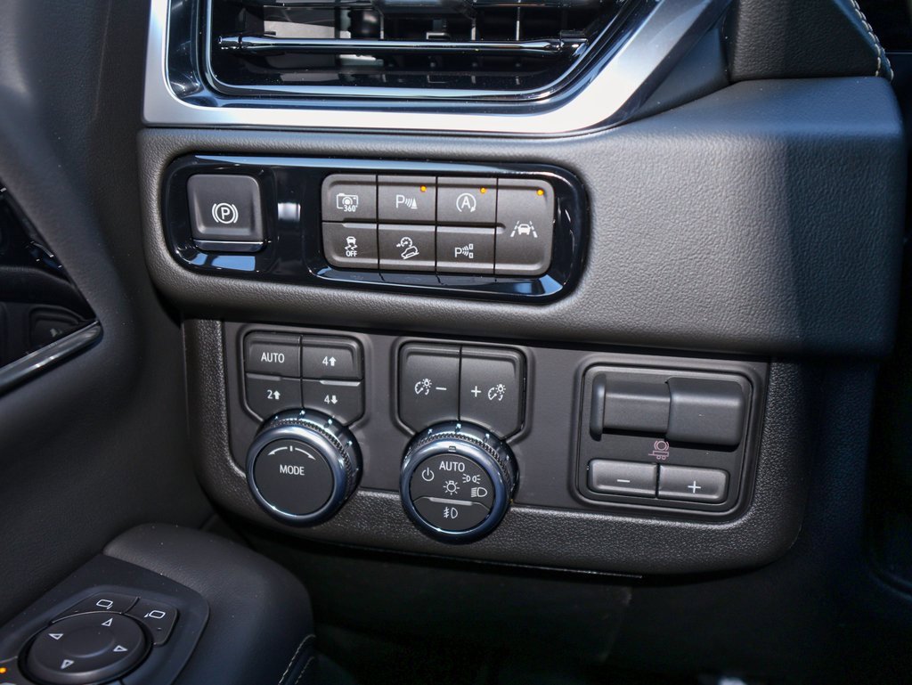 New 2026 GMC Yukon XL Elevation w/ Elevation Premium Package image 30