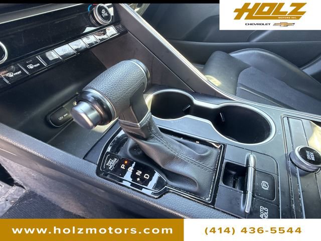 Used 2022 Kia K5 GT-Line image 16