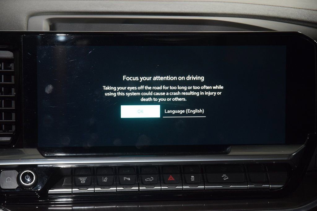 Used 2024 Chevrolet Silverado 2500 High Country w/ High Country Premium Package image 36