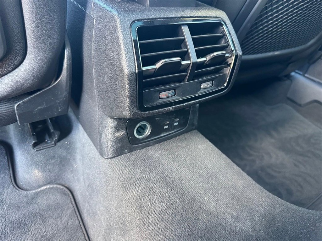 Used 2023 Audi Q3 2.0T Premium image 12