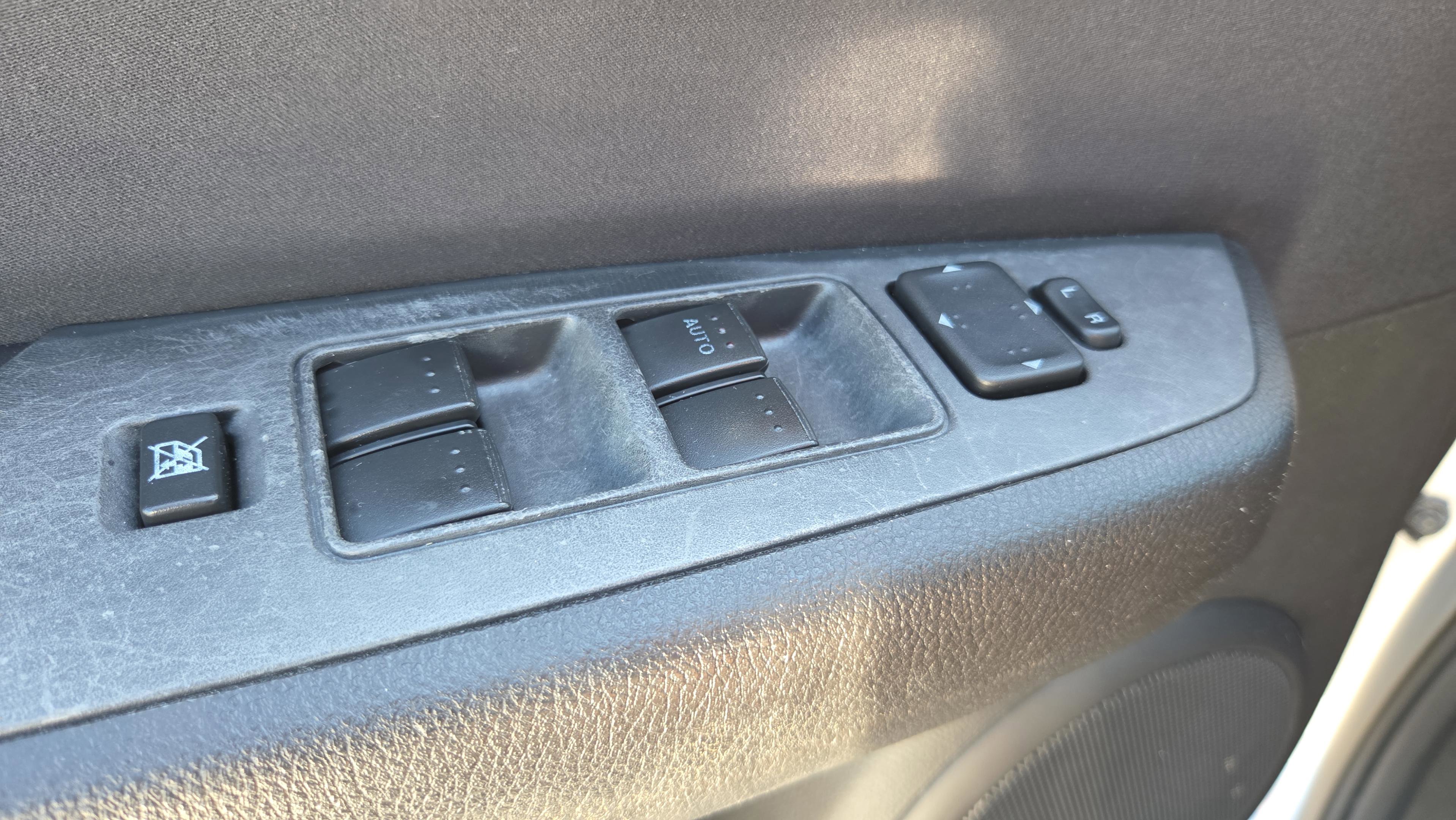 Used 2011 MAZDA MAZDA6 i Touring image 23