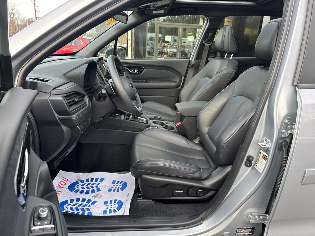 Used 2025 Subaru Forester Limited image 11