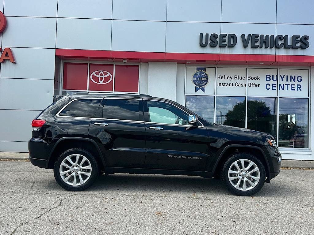 Used 2017 Jeep Grand Cherokee Limited w/ Luxury Group II AWD/4WD image 7