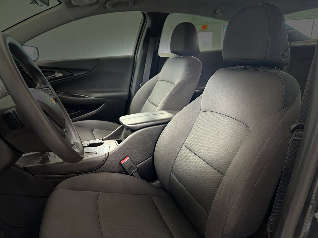 Used 2018 Chevrolet Malibu LT FWD image 14