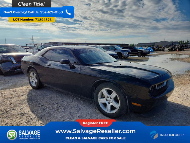 Used 2013 Dodge Challenger SXT Plus RWD image 5