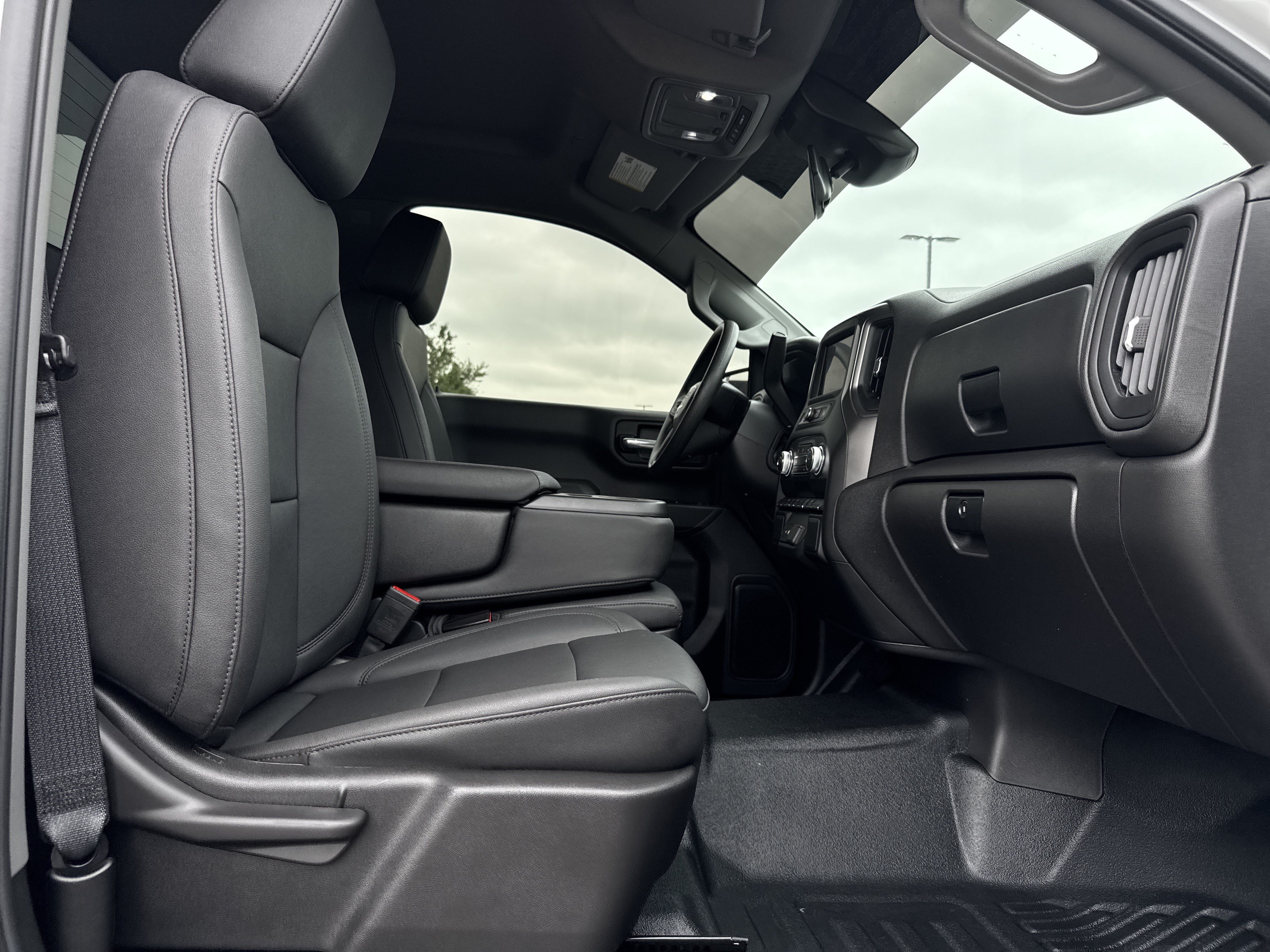 Used 2025 GMC Sierra 1500 Pro w/ Convenience Package RWD image 21