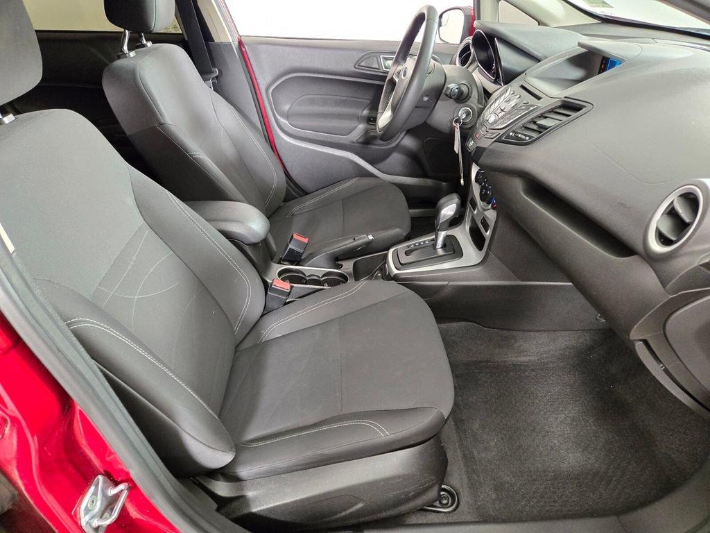 Used 2016 Ford Fiesta SE image 21