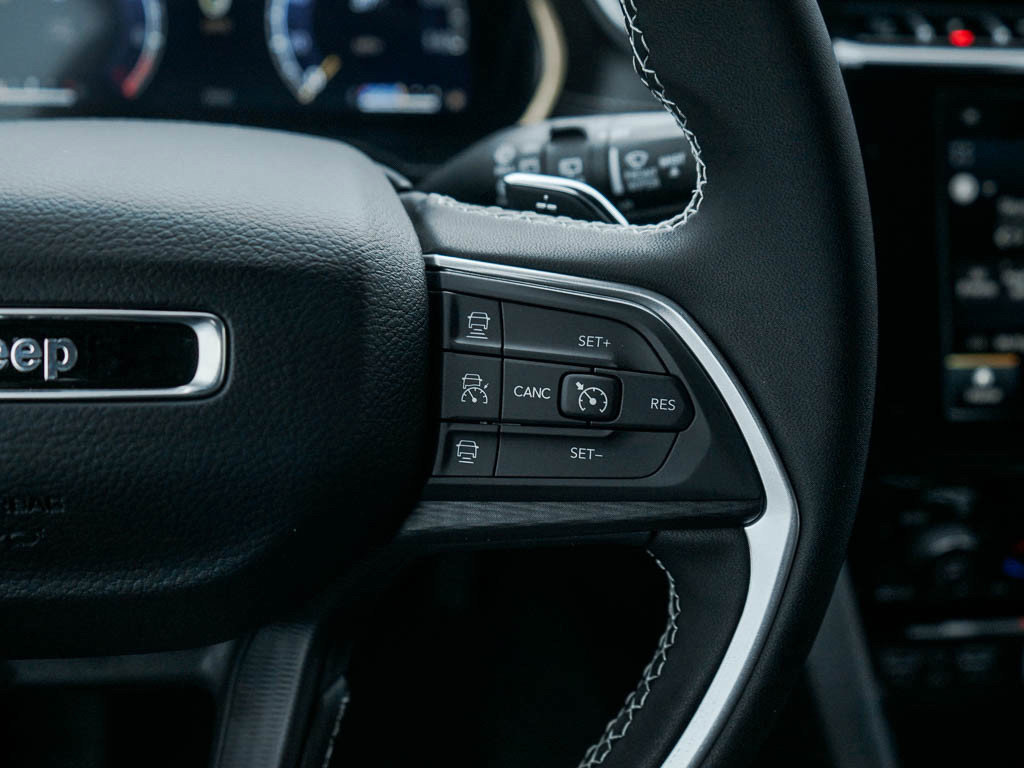 New 2025 Jeep Grand Cherokee Laredo image 20