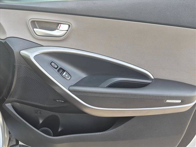 Used 2018 Hyundai Santa Fe Limited FWD image 23