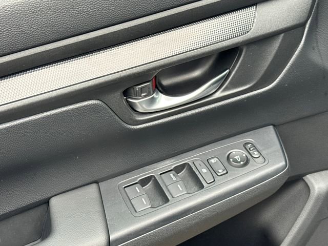 Used 2023 Honda CR-V LX image 5
